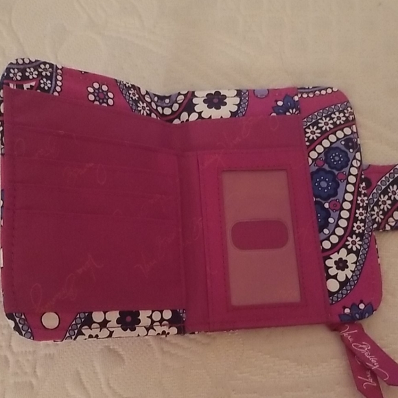 Wallet - Picture 6 of 7